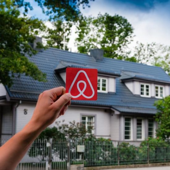 How to Make Money with Airbnb in 2021