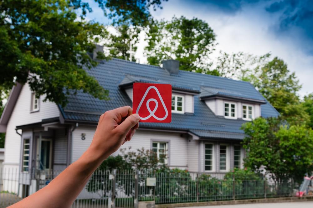 How to Make Money with Airbnb in 2021
